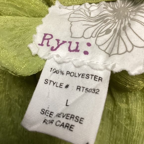 RYU chartreuse green top flowers womens large - Picture 4 of 7